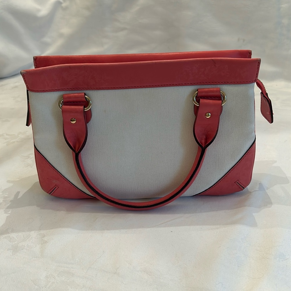 Women’s Kate Spade Wynn Berkeley Baguette Coral & White
